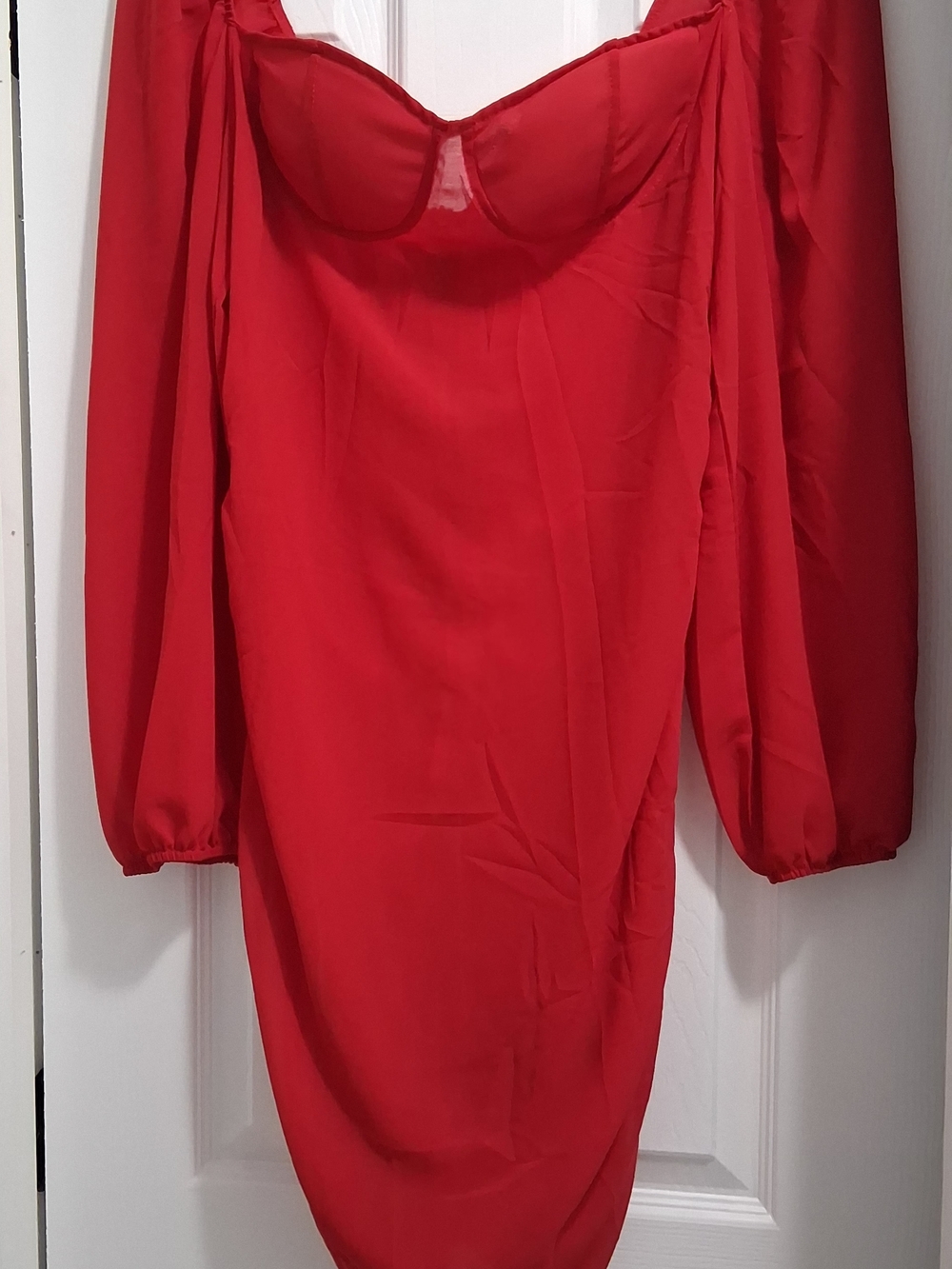 Fashion Nova Red Sweetheart Bodycon Dress with Puff Sleeves